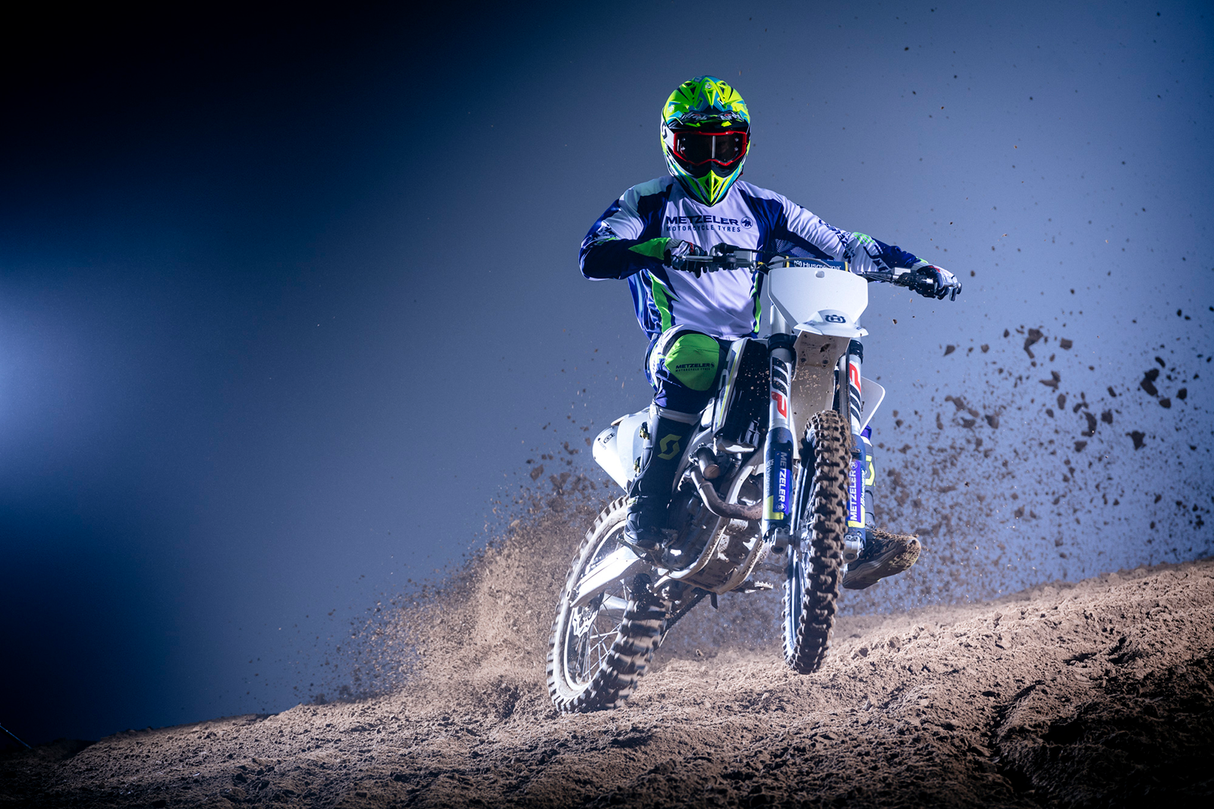 MC360™ Mid-Hard Tire