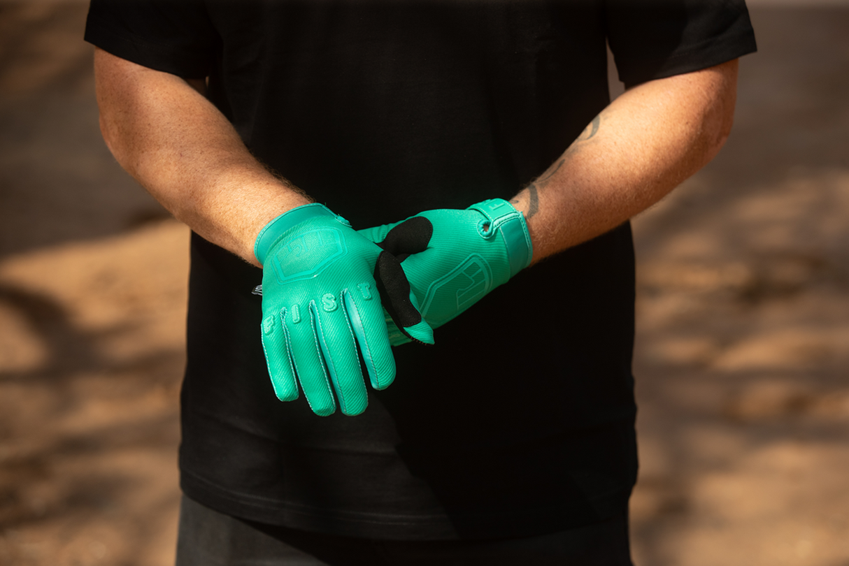 Strapped Stocker Jade Gloves