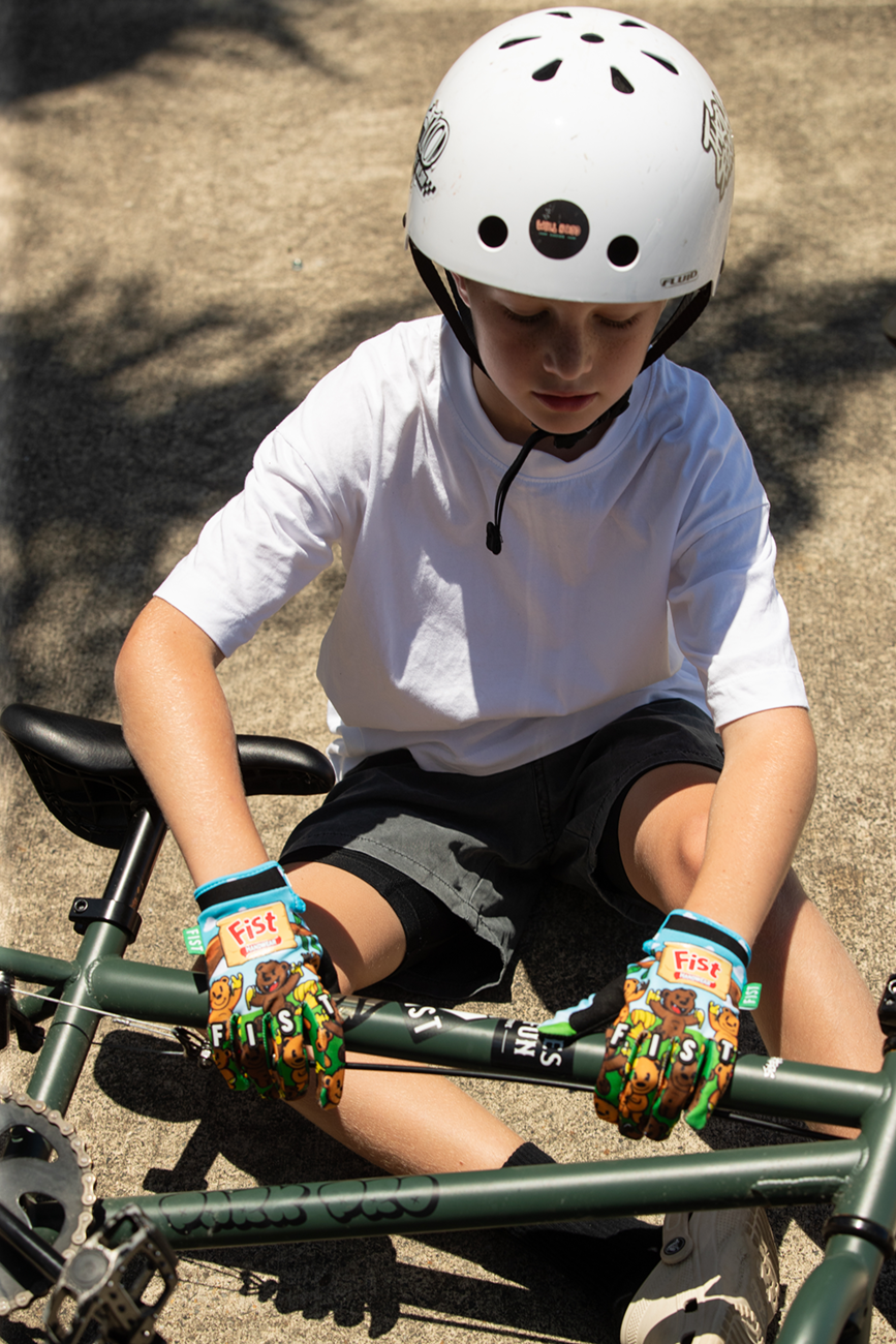 Youth Strapped Lil Teds Gloves (Ages 8-14)