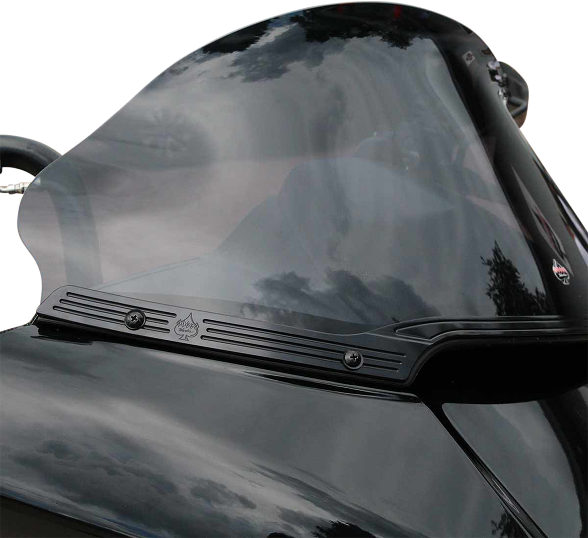 Flare® Series Windshield Trim