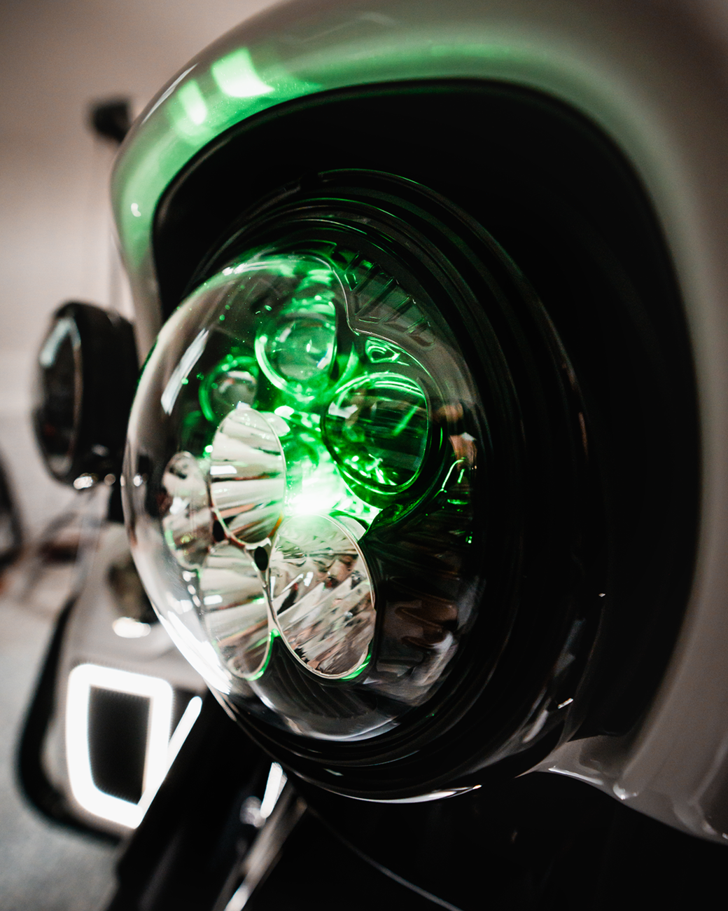 Shark Demon® 7” Round LED Headlight with Color Changing Backlight