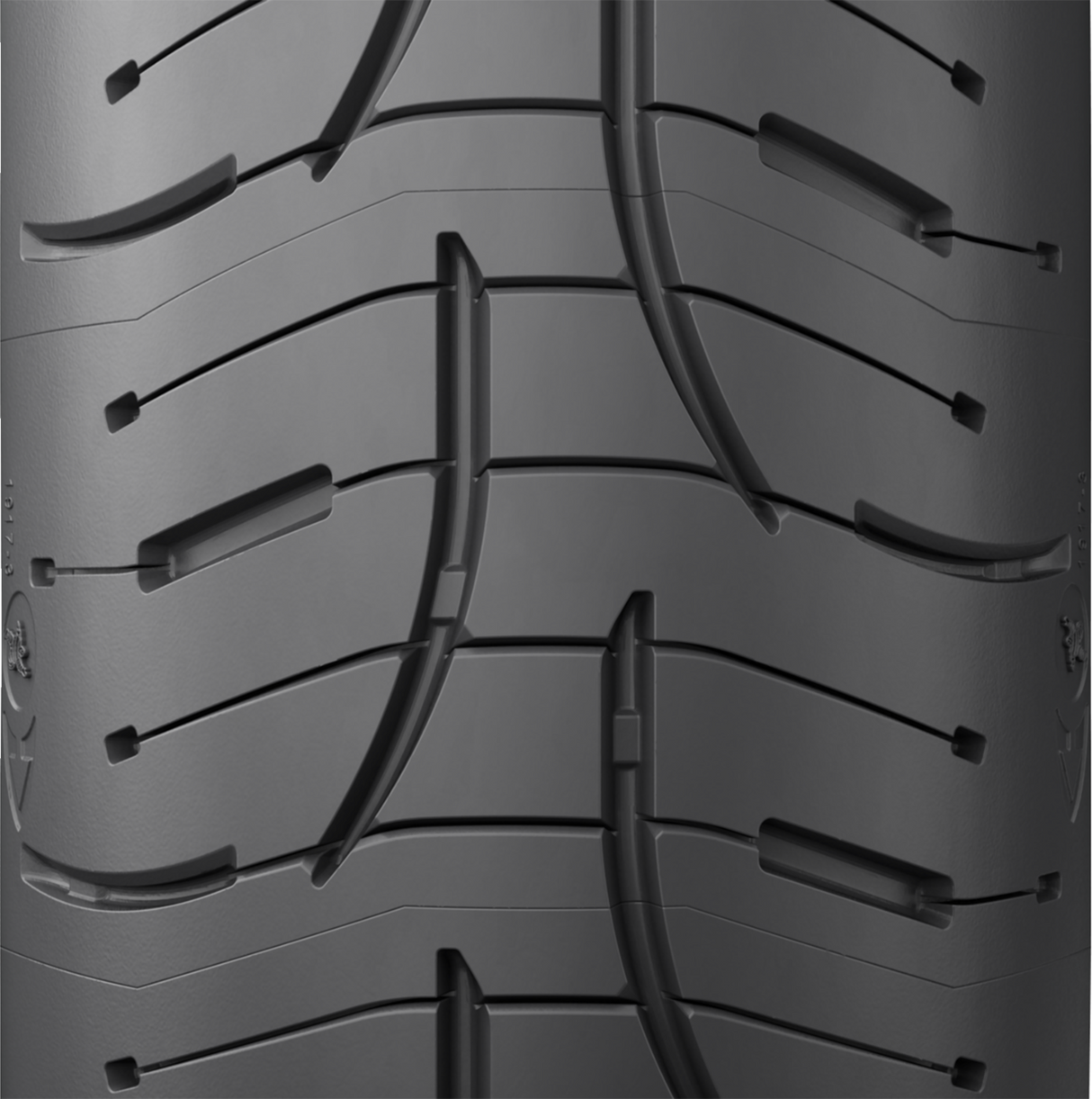 Pilot Road 4 GT Tire