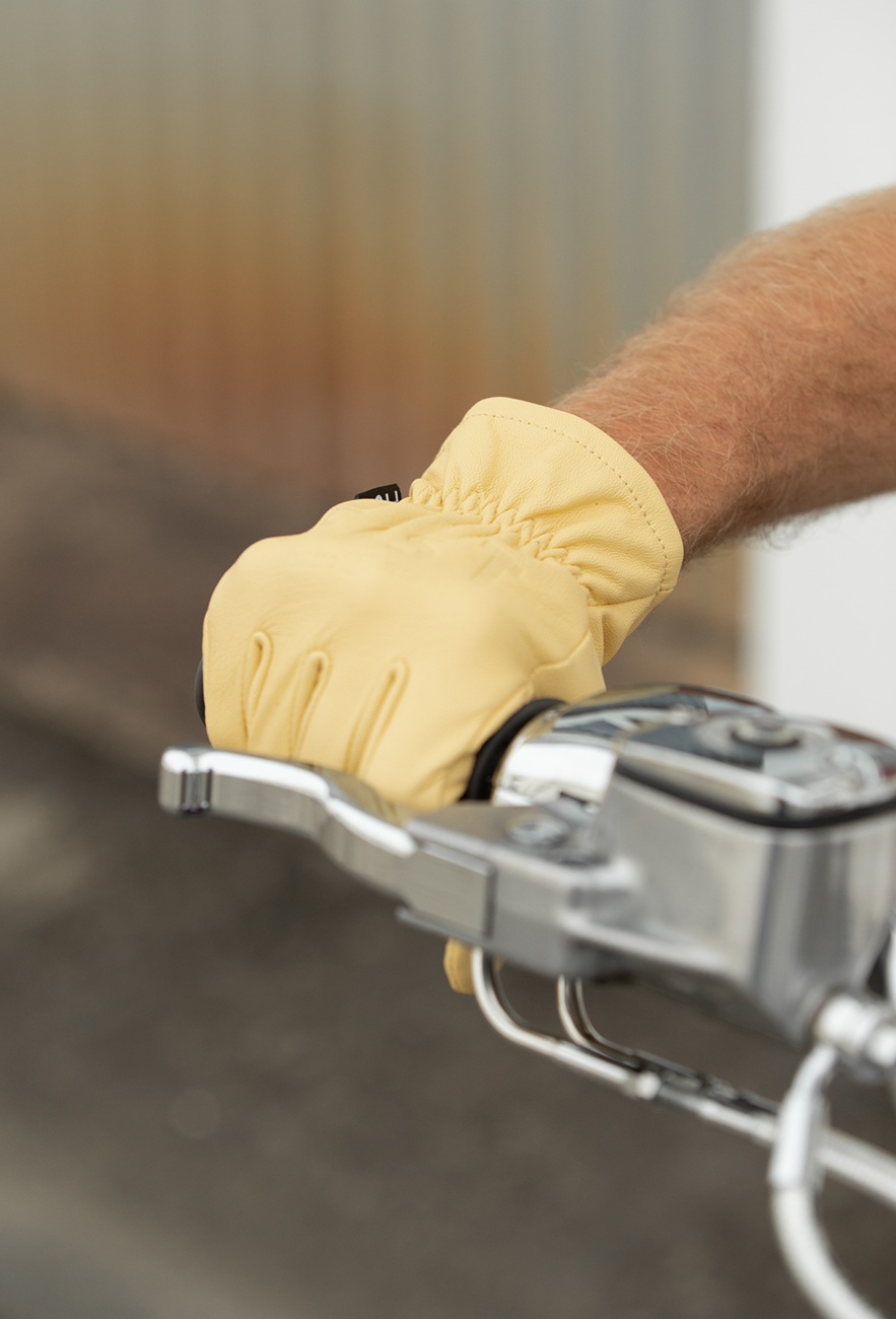 The Rig Road Leather Gloves