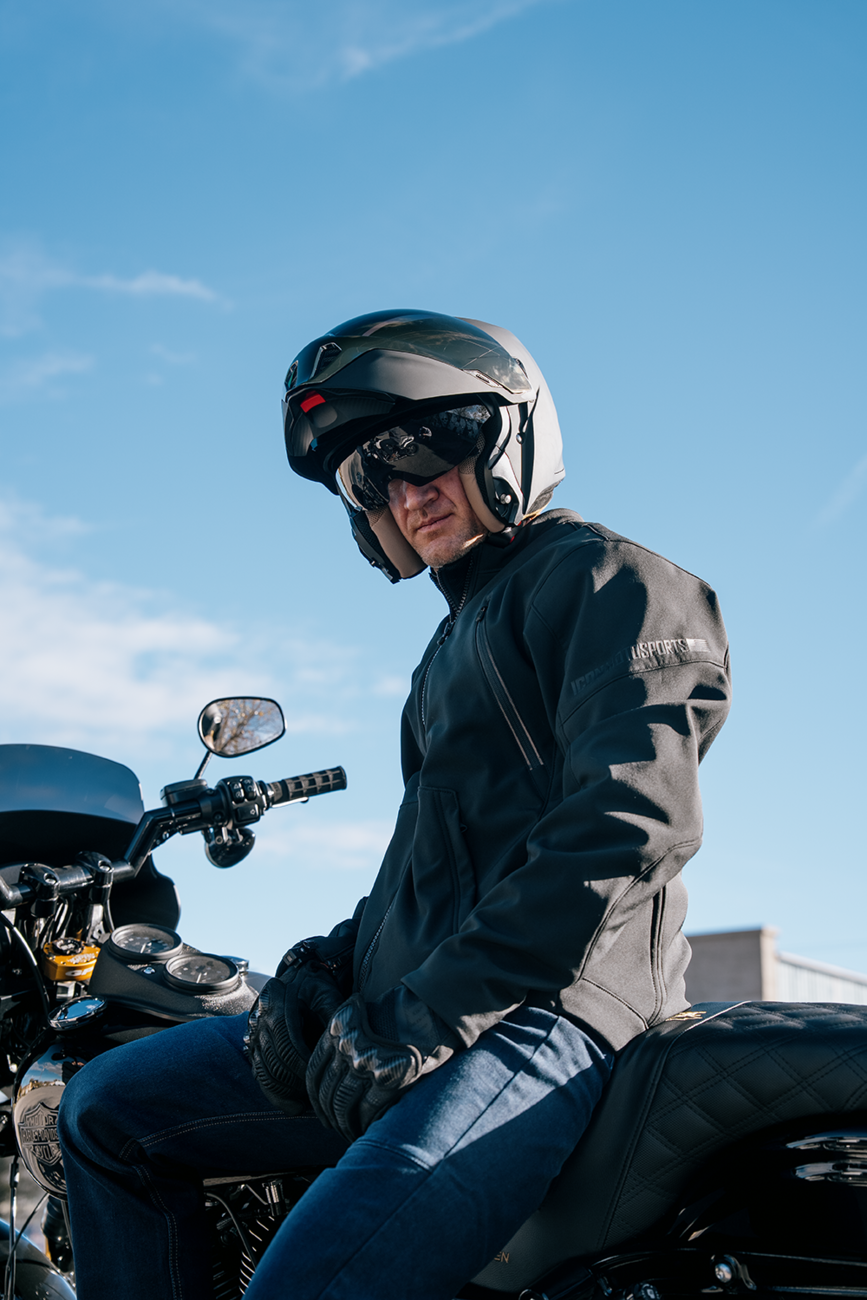 Threshold™ Solid Modular Helmet