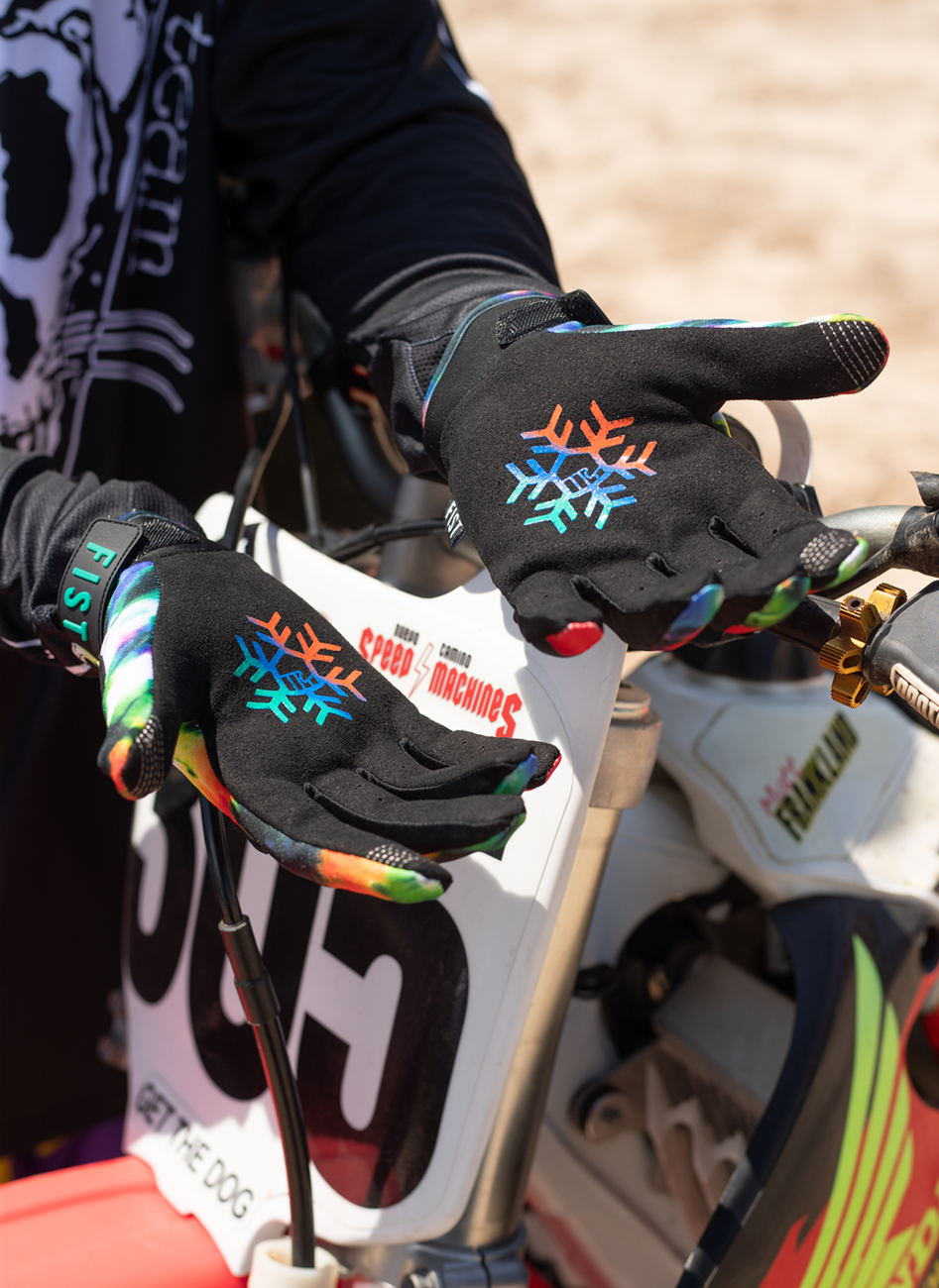 Frosty Distortion Cold Weather Gloves