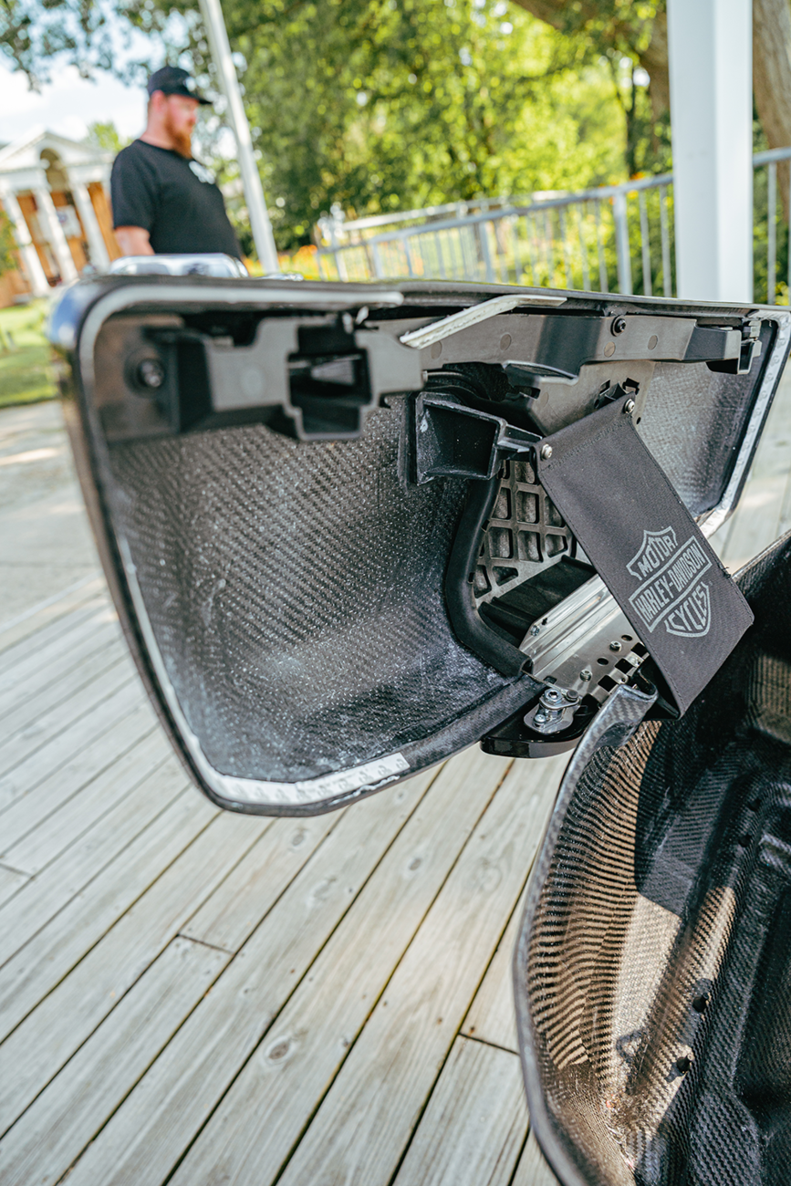 Saddlebag Lids