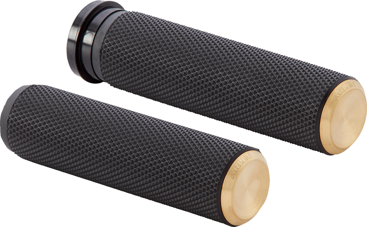 Knurled Grips