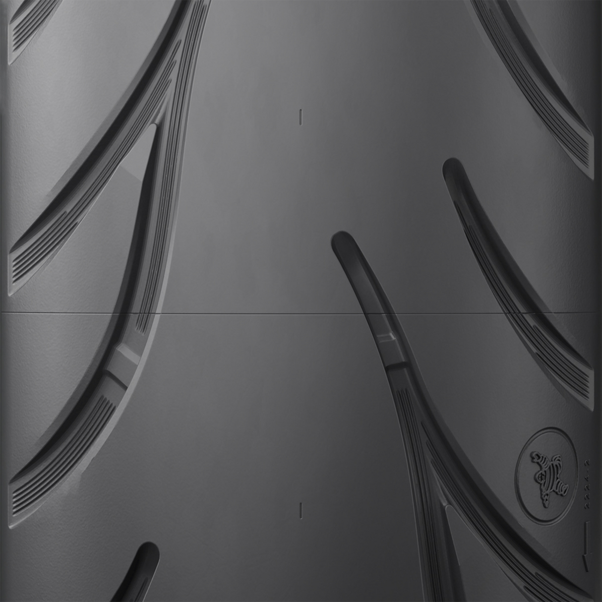 Commander III Reinforced Cruiser Tire