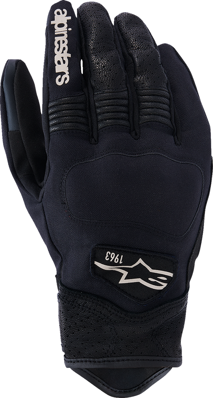 Tracker Gloves