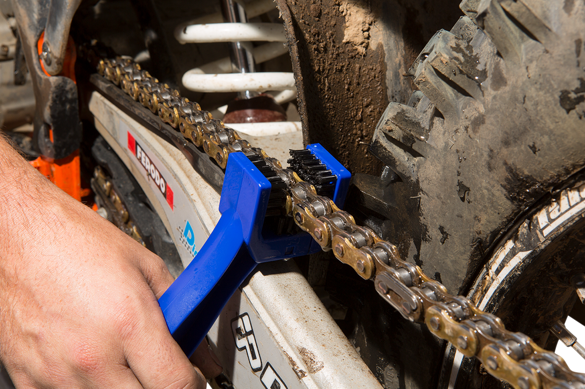 Chain Brush