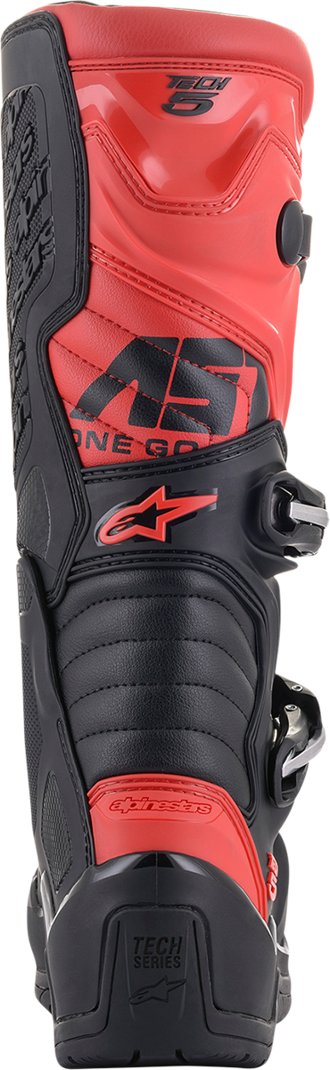 Tech 5 Boots