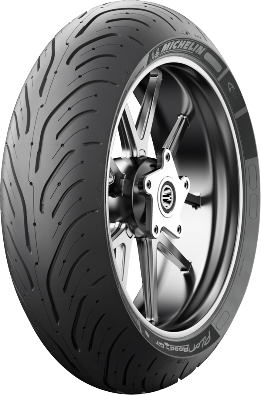 Pilot Road 4 GT Tire