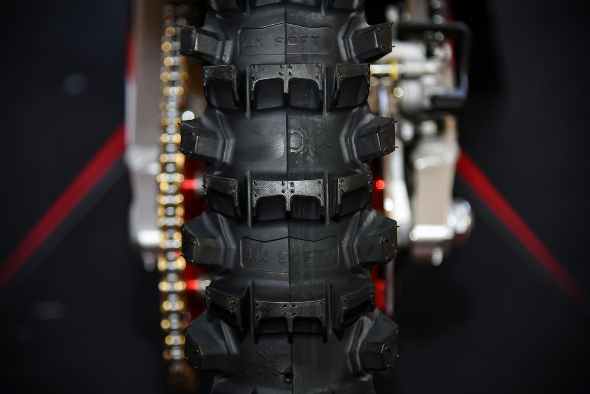 Scorpion™ MX Soft Tire