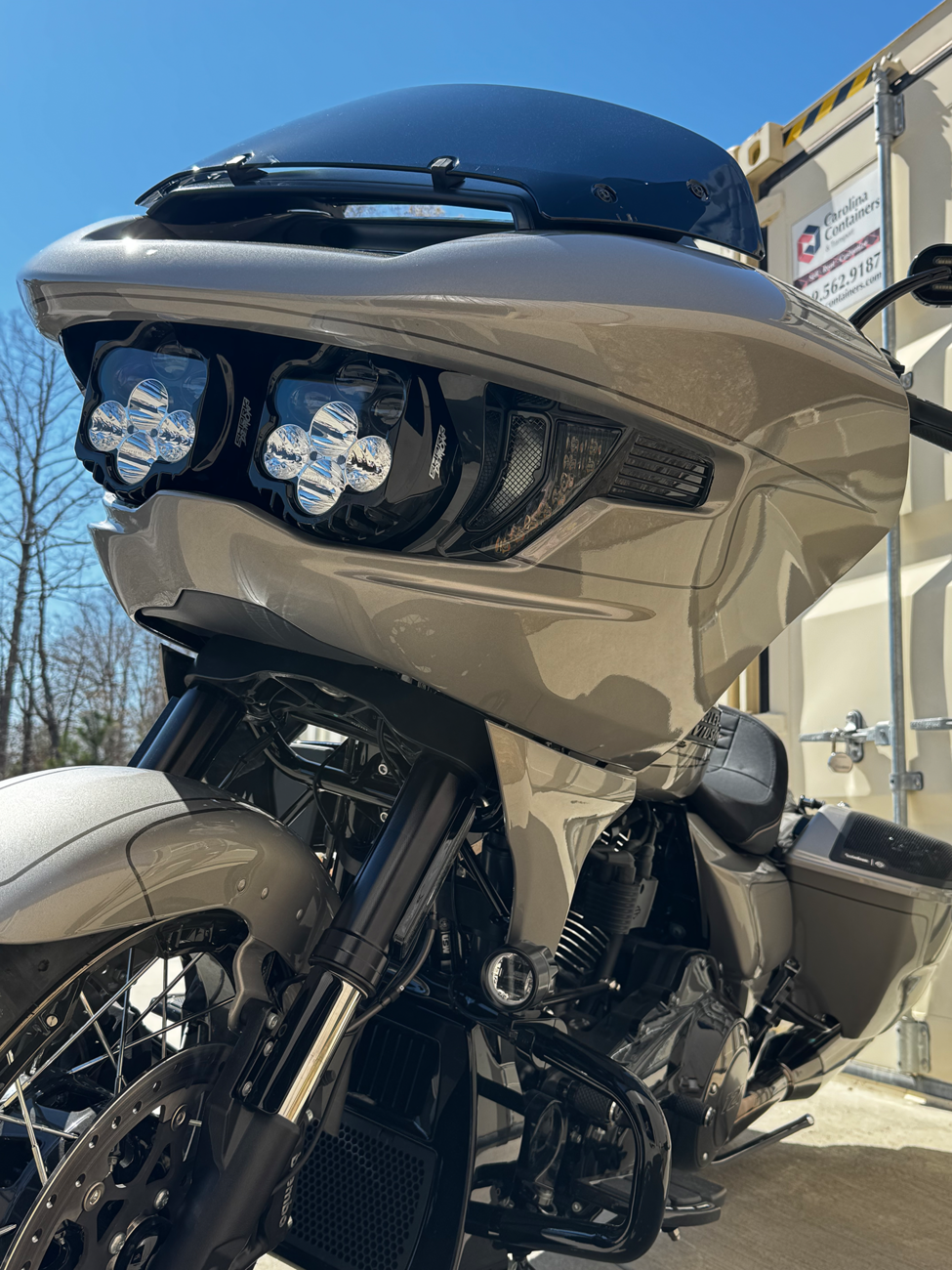 Shark Demon® Integrated Front Turn Signal Vents