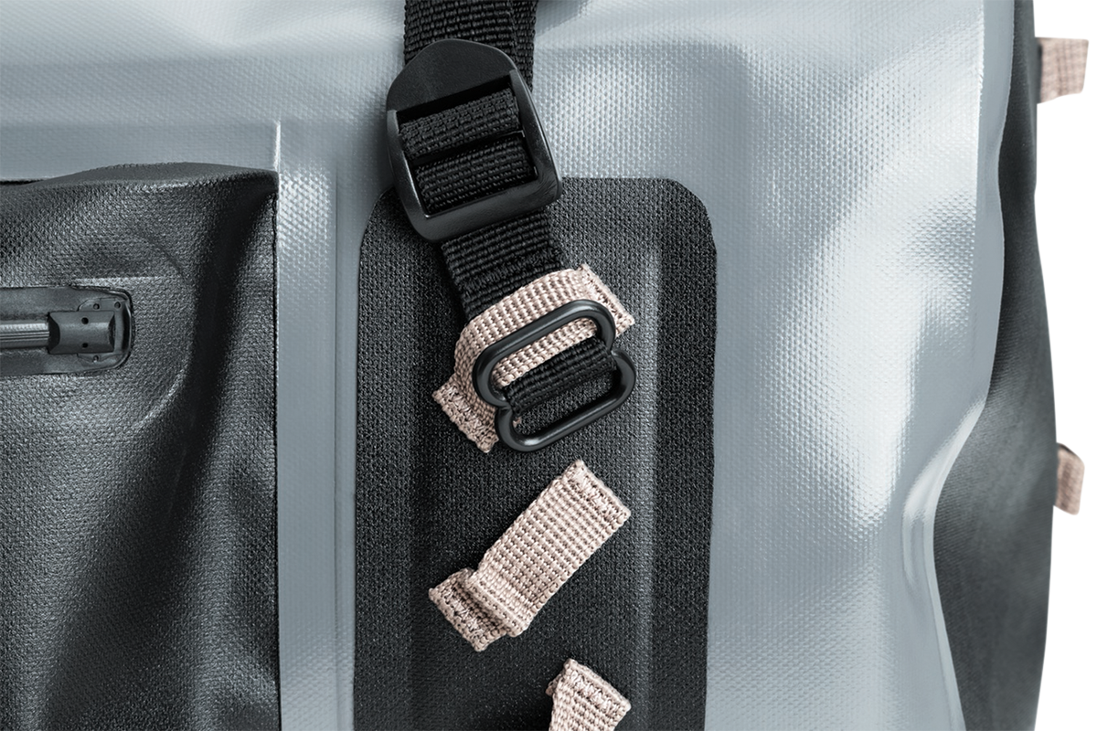 TØRKE 25L Backpack