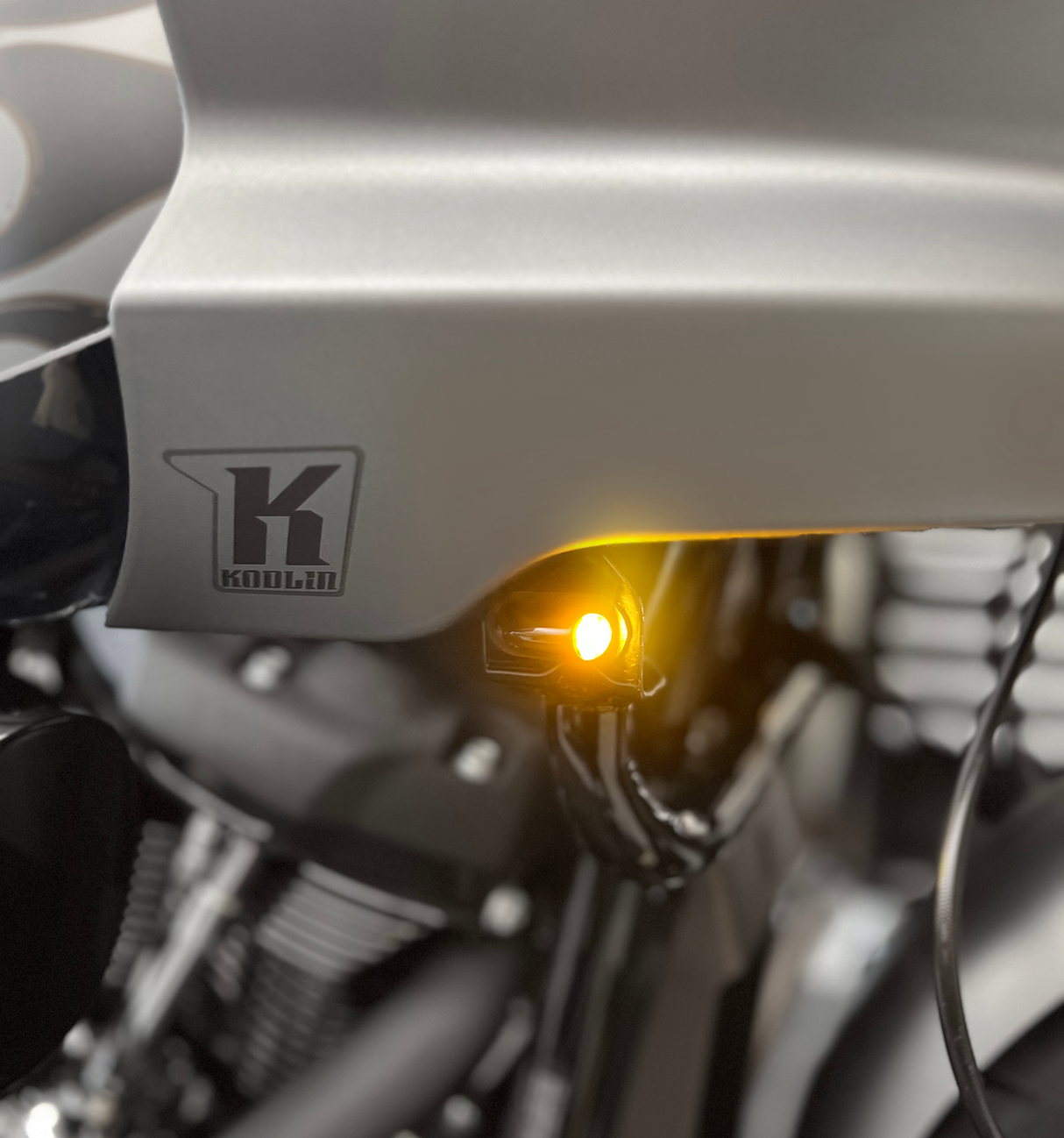 Neowise Bullet Smooth 2-1 LED Turn Signal