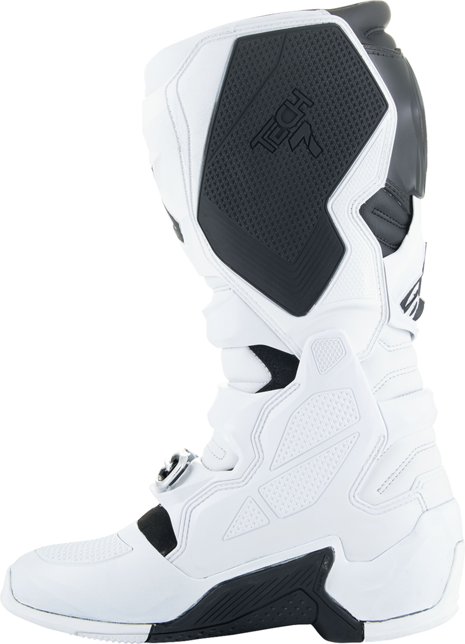 Tech 7 Boots