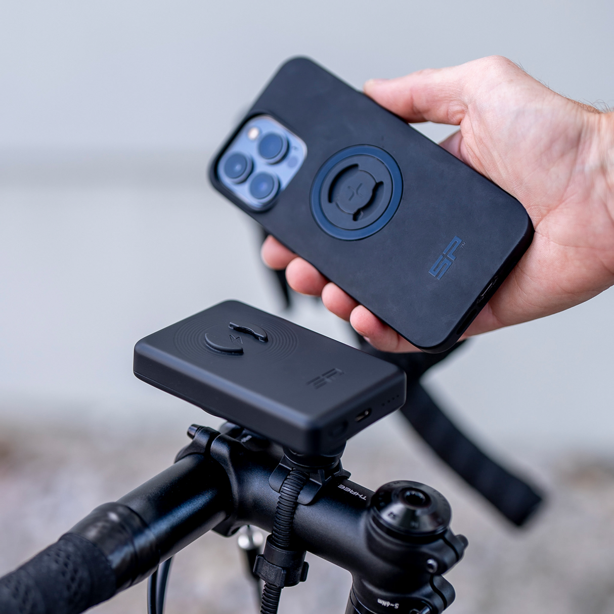 Wireless Power Bank