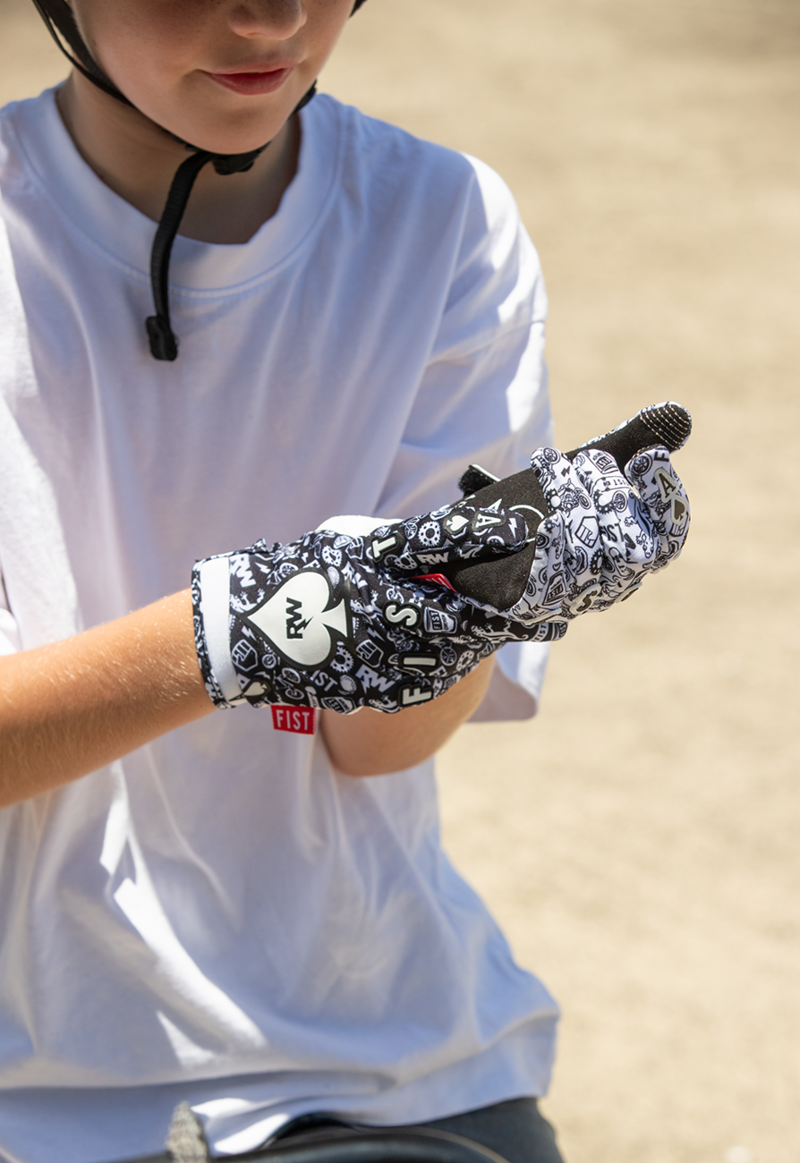 Lil Fists Strapped R-Willy Ace Gloves (Ages 2-8)