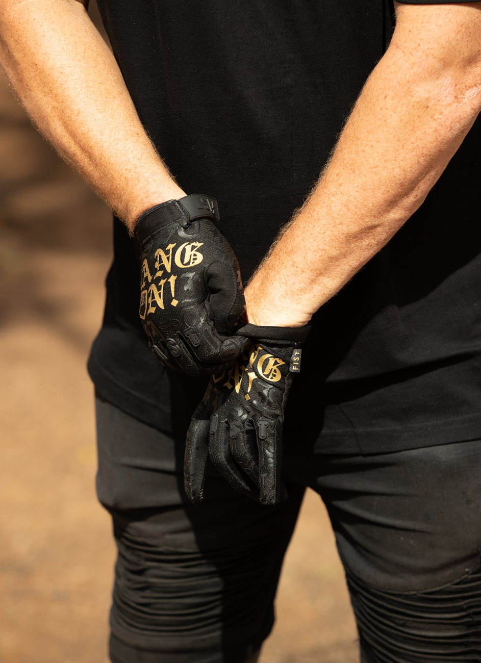 Strapped Hang On Gloves