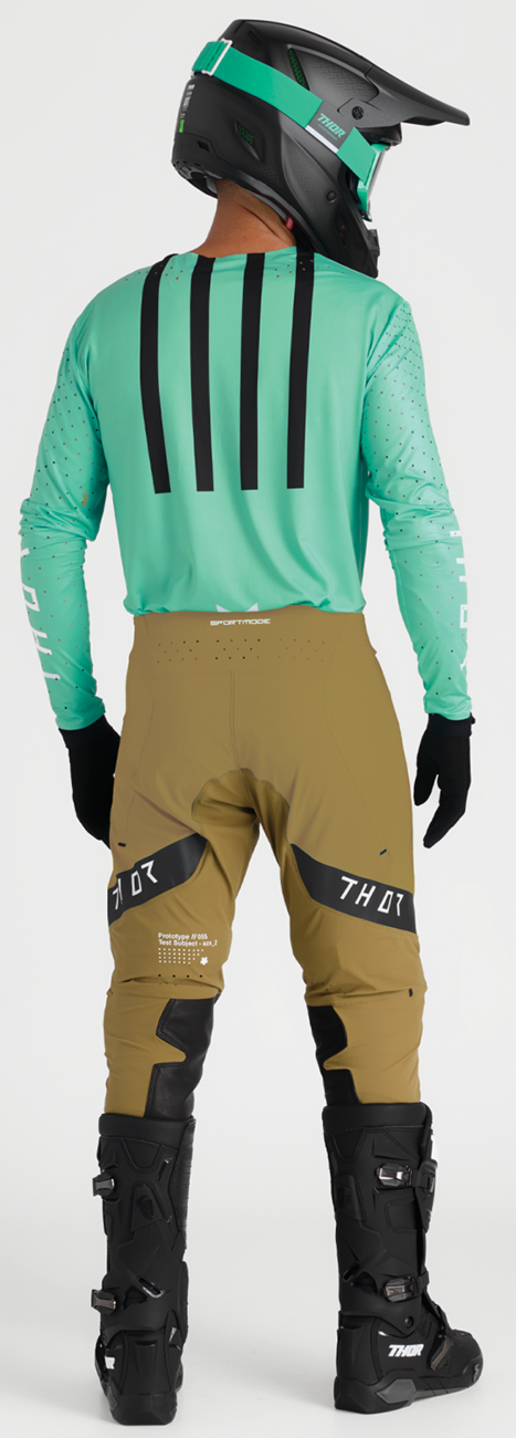 Launchmode Gloves