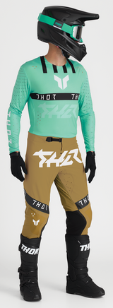 Launchmode Gloves