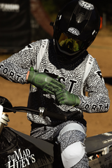 Strapped Earth Stocker Gloves
