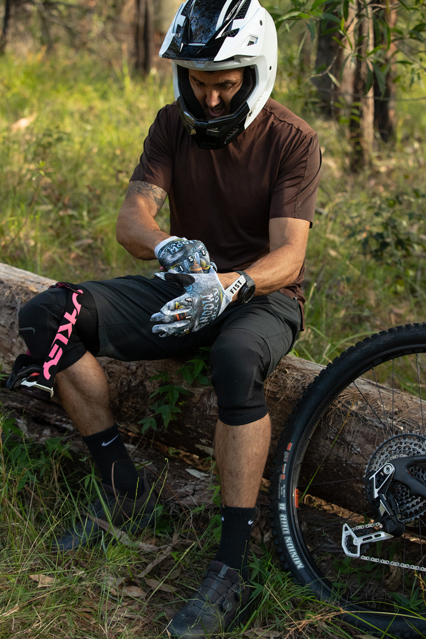 Breezer Corey Creed To The Moon Hot Weather Gloves