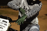 Strapped Earth Stocker Gloves