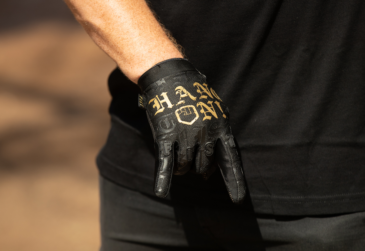 Strapped Hang On Gloves