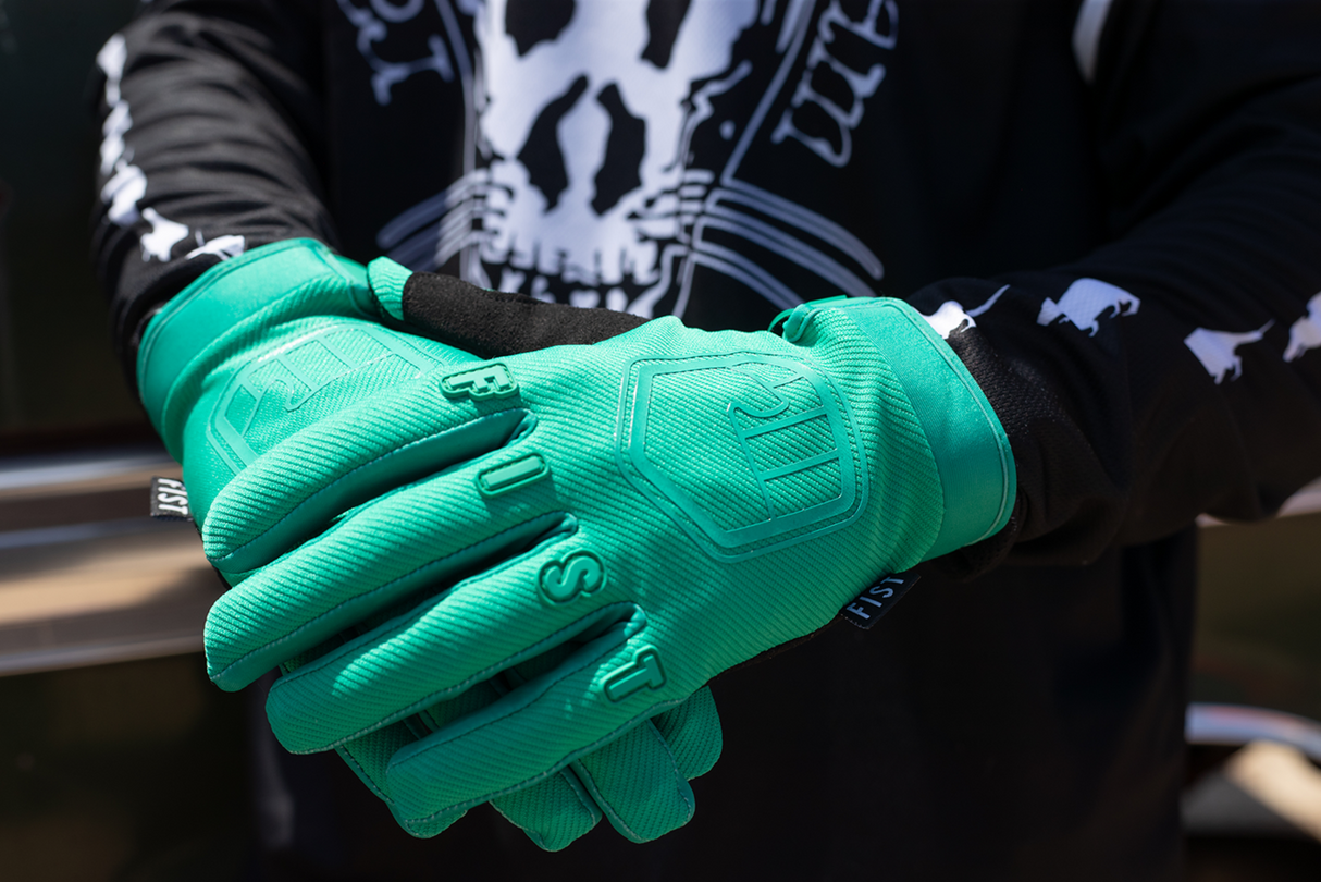 Strapped Stocker Jade Gloves
