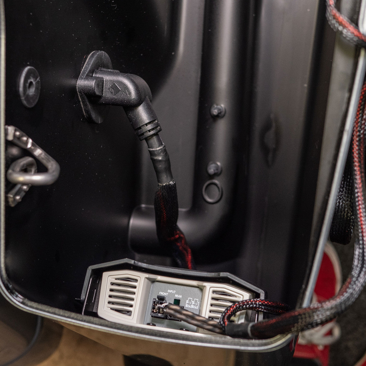 2014-2025 Road King® 2-Speaker & Amp Kit – Factory 47