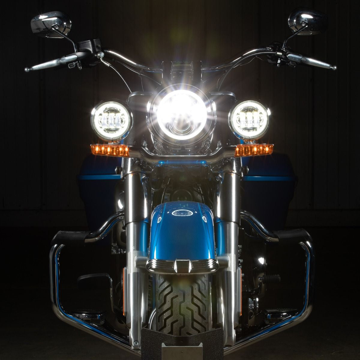 Harley® Chrome 4.5" LED HALOMAKER® Auxiliary Passing Lamps